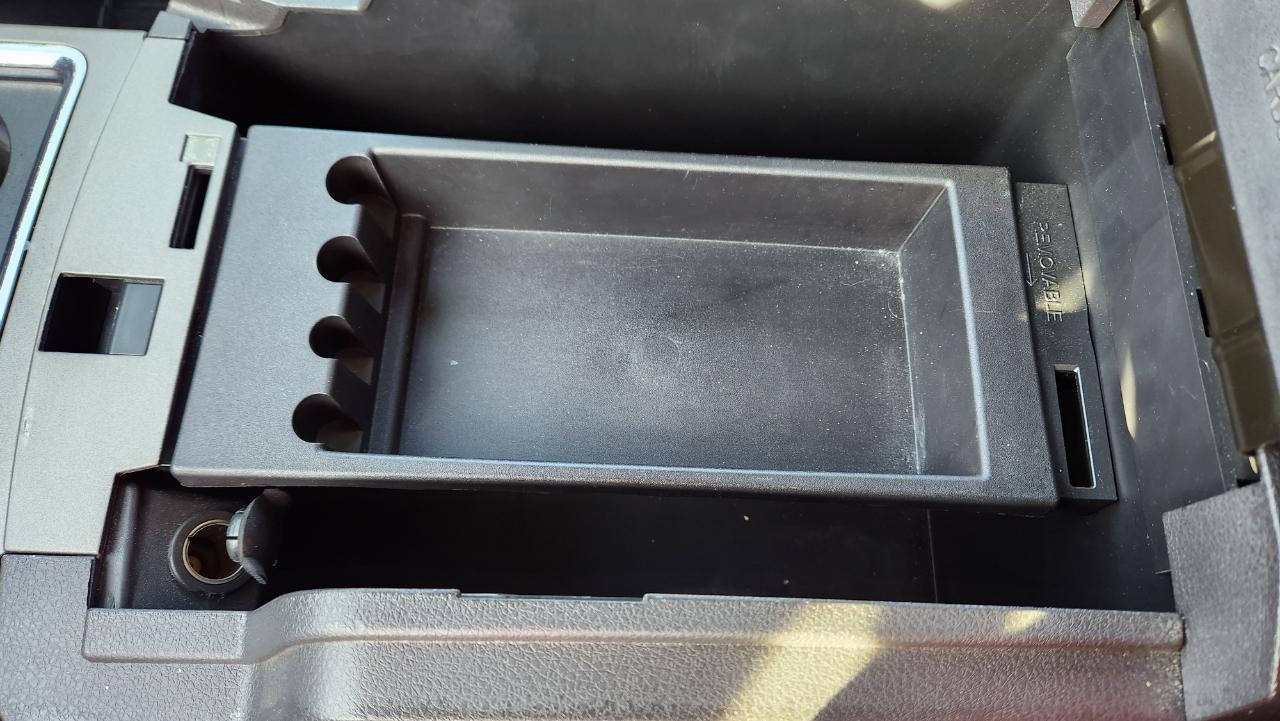 Ford F-350 SD Lariat Crew Cab Long Bed DRW 4WD 2012