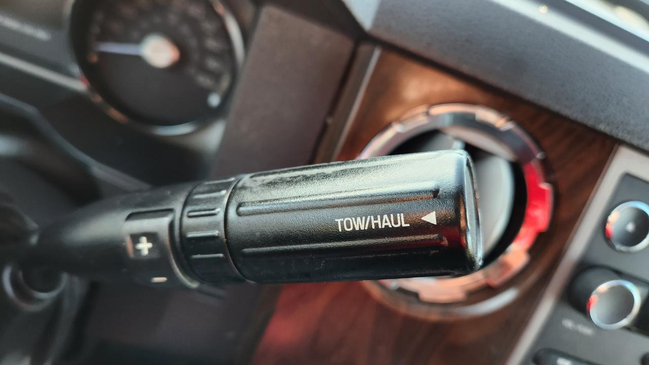 Ford F-350 SD Lariat Crew Cab Long Bed DRW 4WD 2012