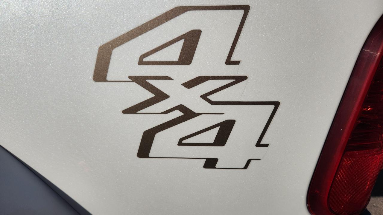 Ford F-350 SD Lariat Crew Cab Long Bed DRW 4WD 2012