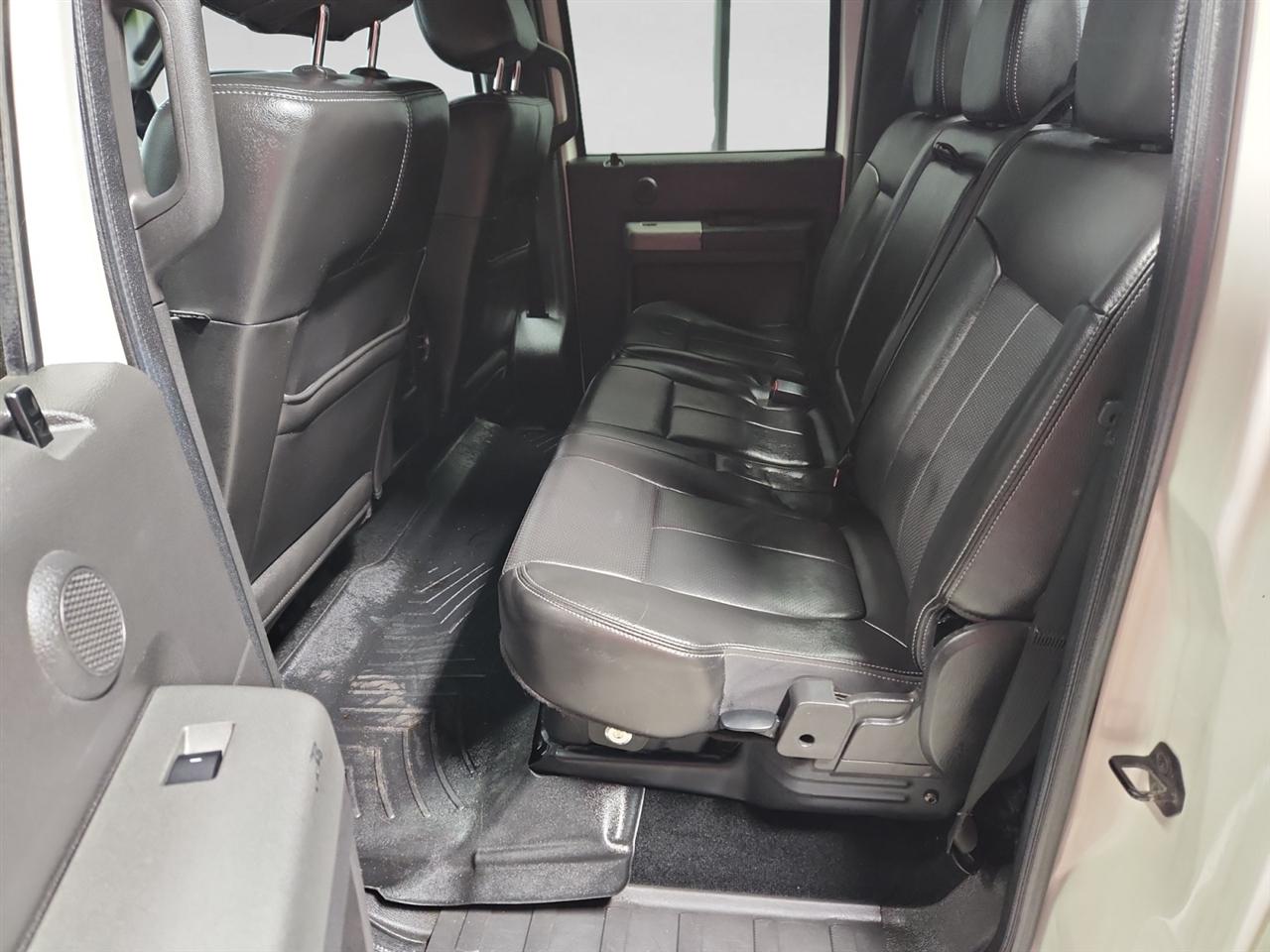 Ford F-350 SD Lariat Crew Cab Long Bed DRW 4WD 2012