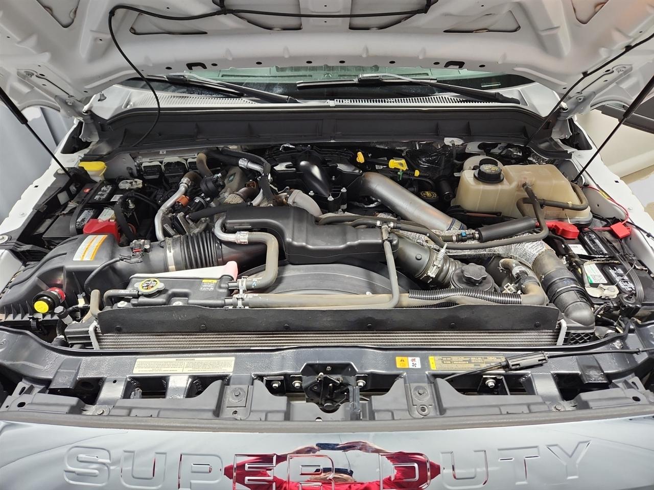 Ford F-350 SD Lariat Crew Cab Long Bed DRW 4WD 2012