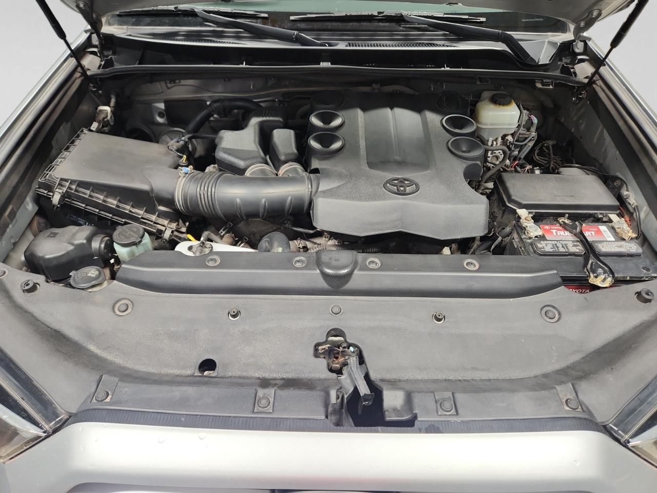 Toyota 4Runner SR5 4WD 2017