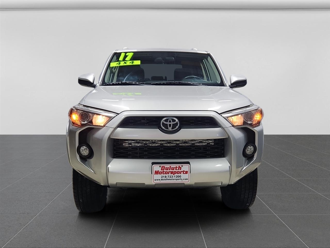 Toyota 4Runner SR5 4WD 2017
