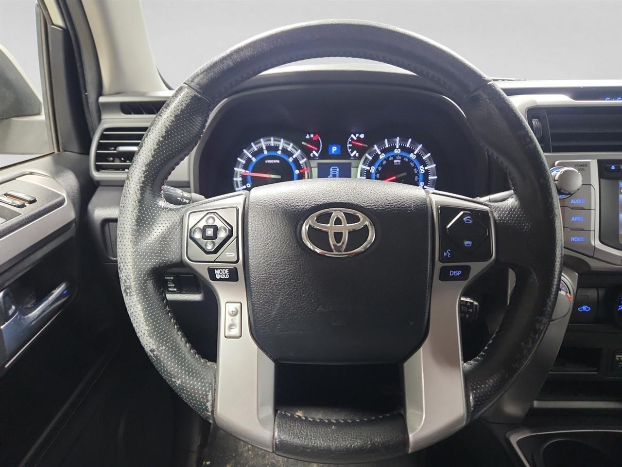 Toyota 4Runner SR5 4WD 2017