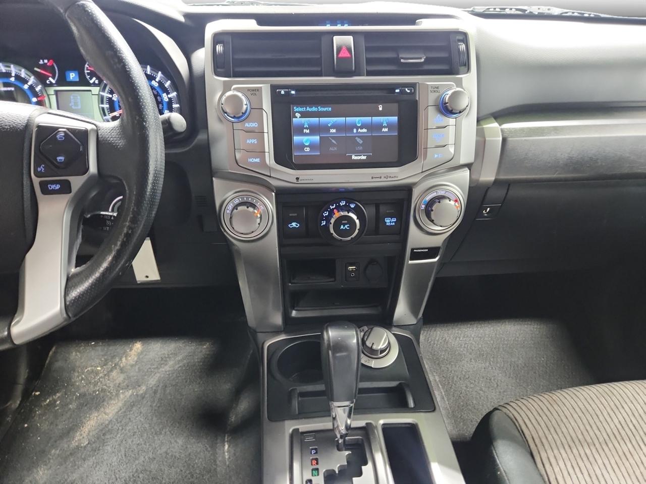 Toyota 4Runner SR5 4WD 2017