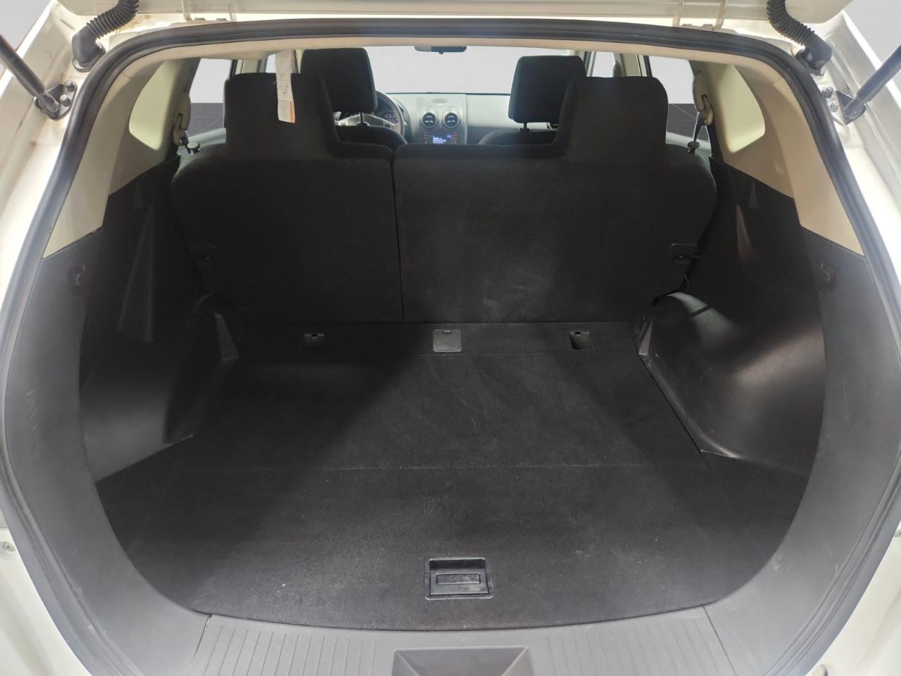 Nissan Rogue SV AWD 2013