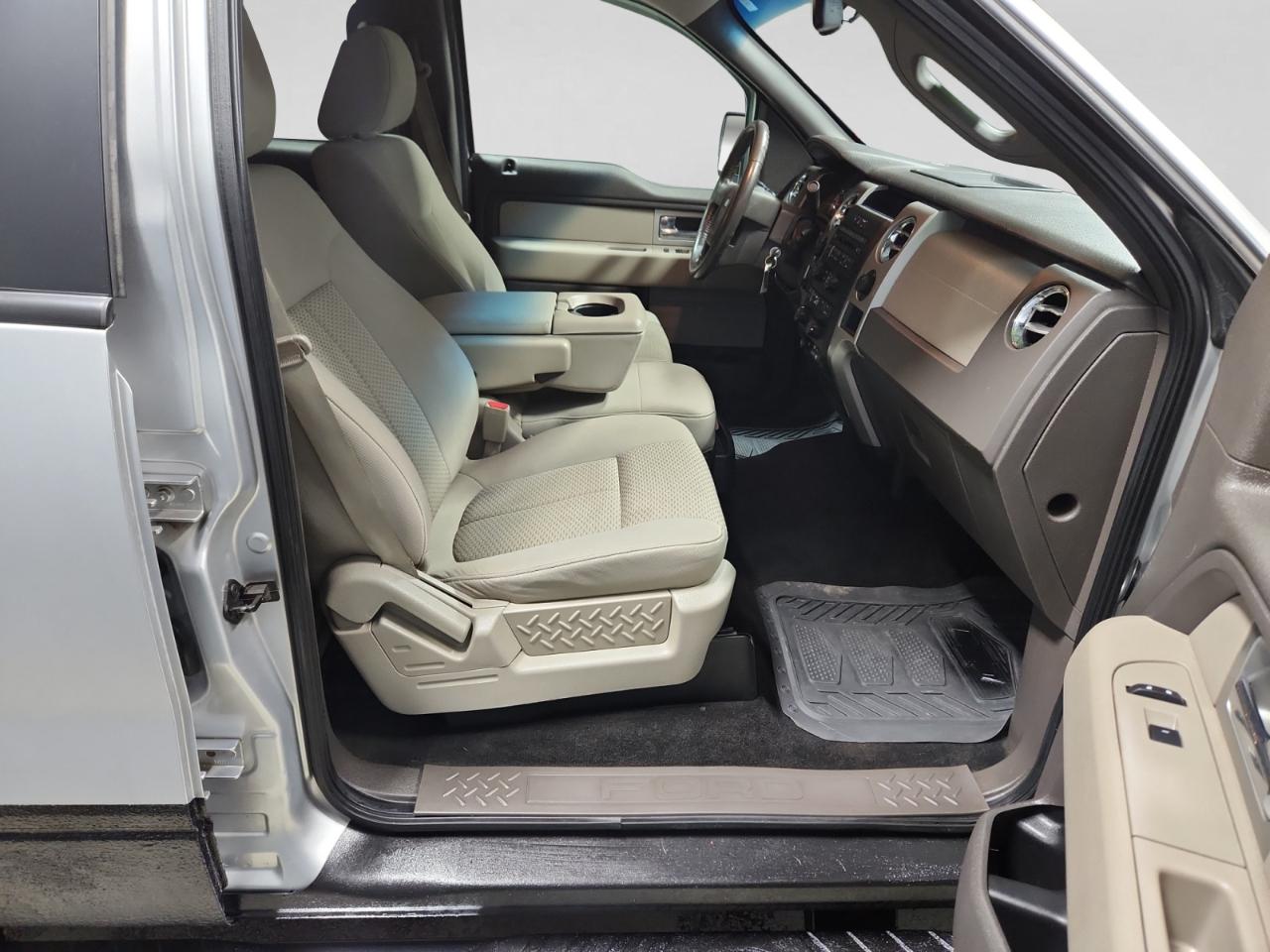 Ford F-150 XLT SuperCrew 5.5-ft. Bed 4WD 2010