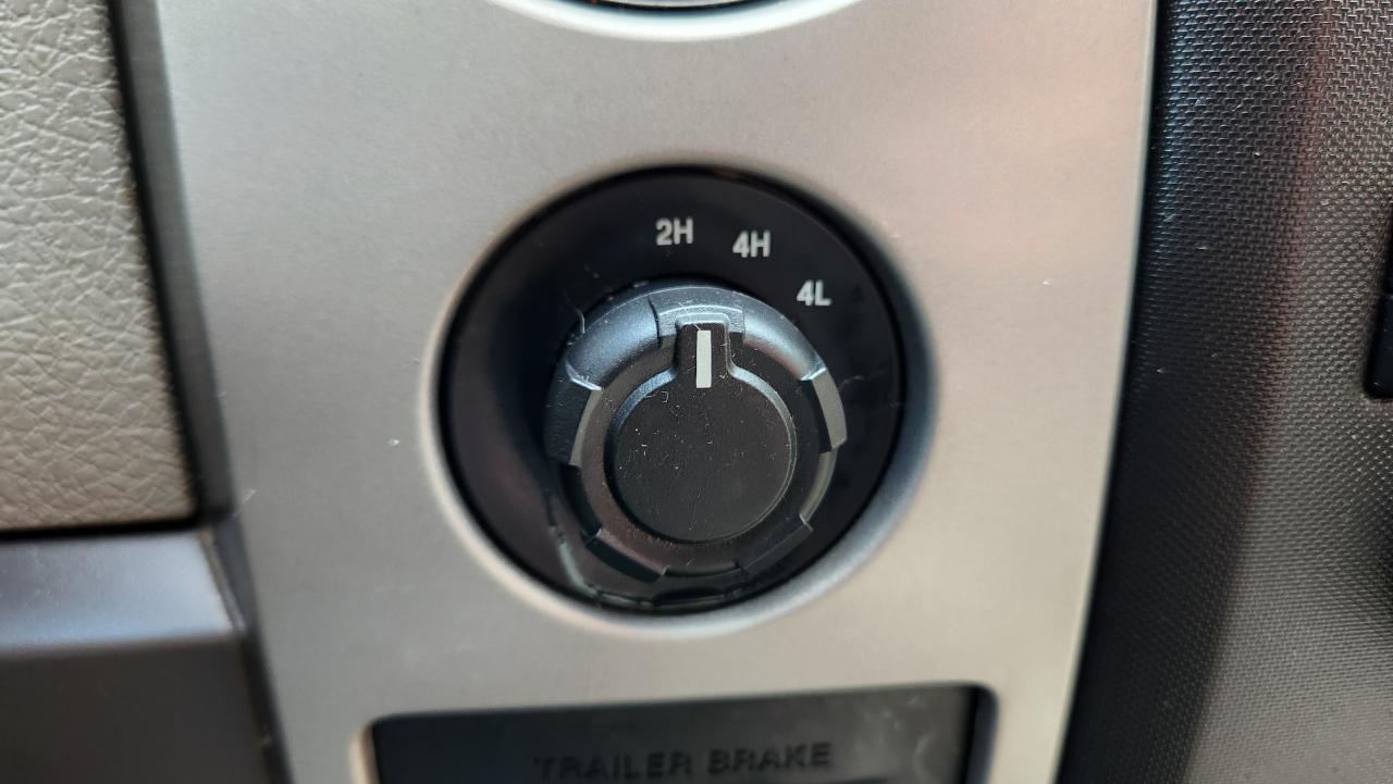 Ford F-150 XLT SuperCrew 5.5-ft. Bed 4WD 2010