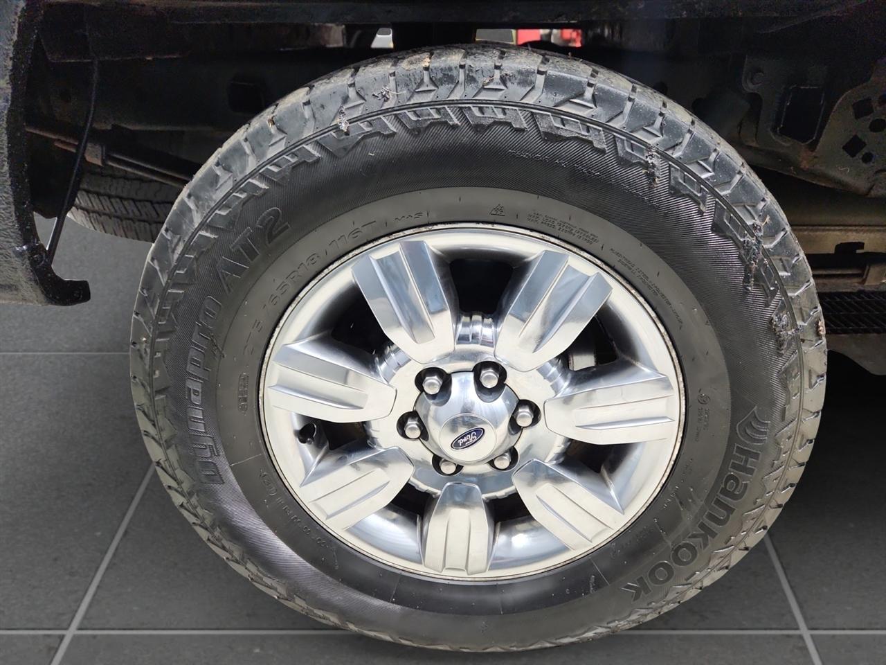 Ford F-150 XLT SuperCrew 5.5-ft. Bed 4WD 2010