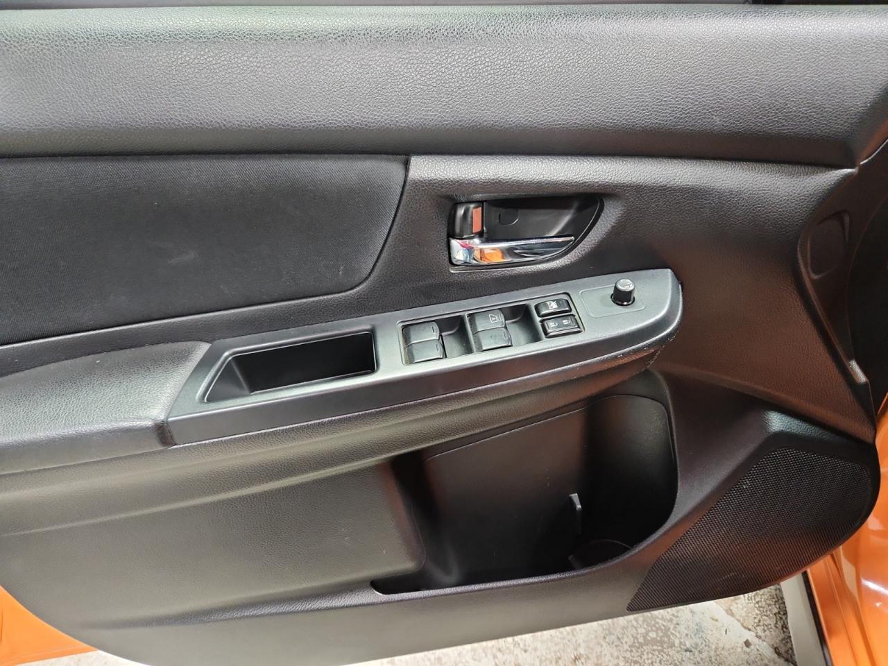 Subaru XV Crosstrek 2.0i Premium CVT 2013