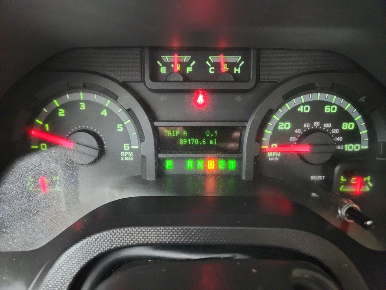 Ford Econoline E-350 XLT Super Duty Extended 2011