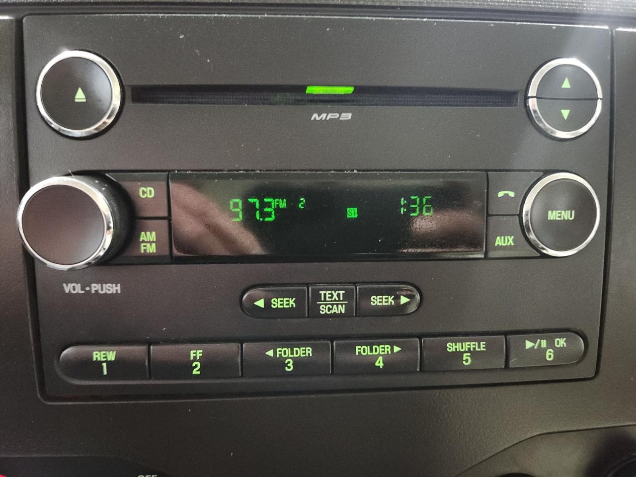 Ford Econoline E-350 XLT Super Duty Extended 2011