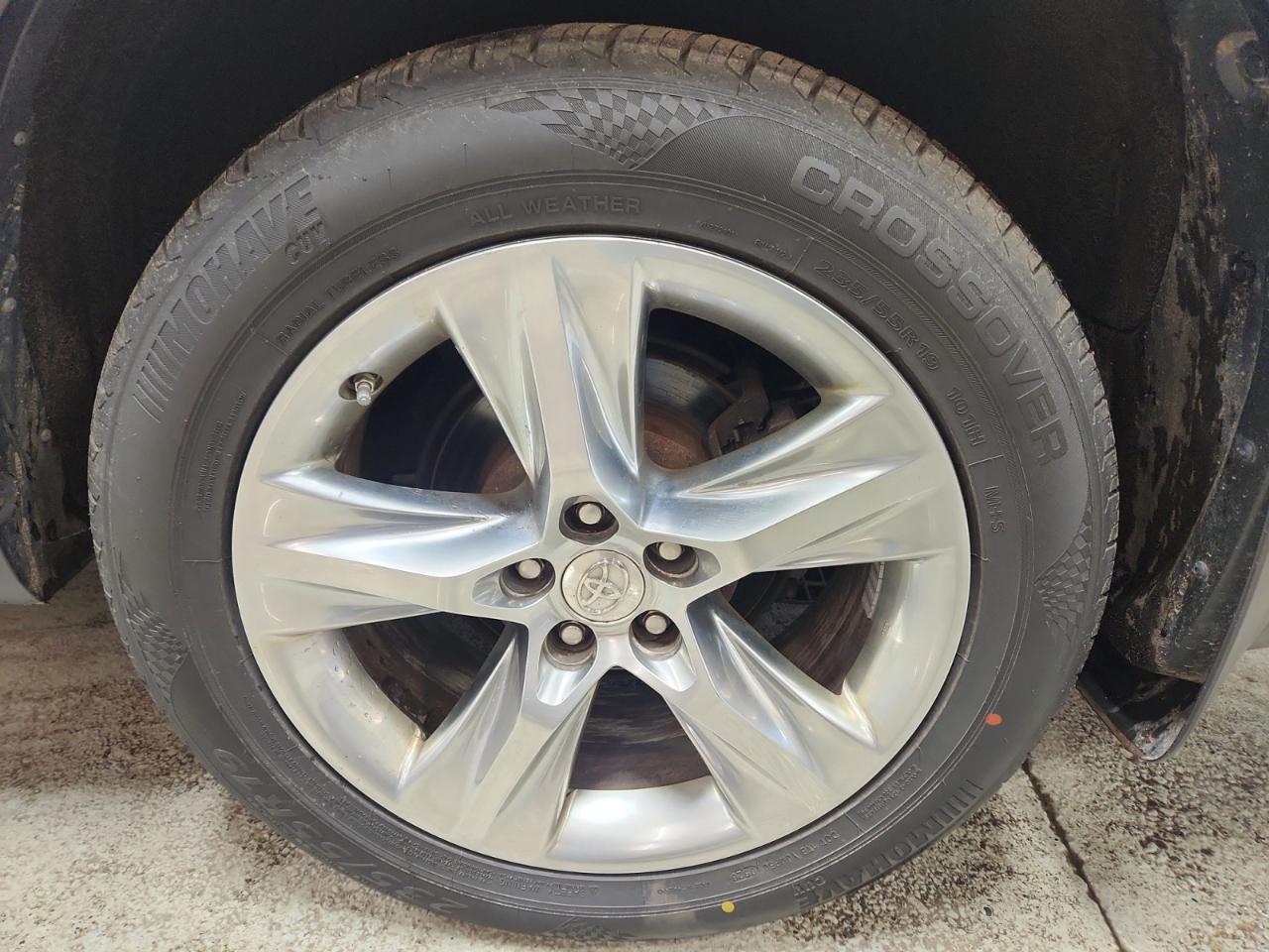 Toyota Highlander Limited AWD V6 2015