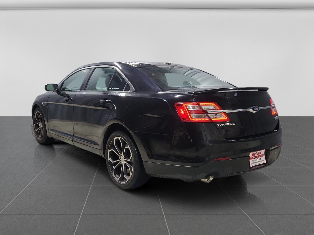 Ford Taurus SHO AWD 2016