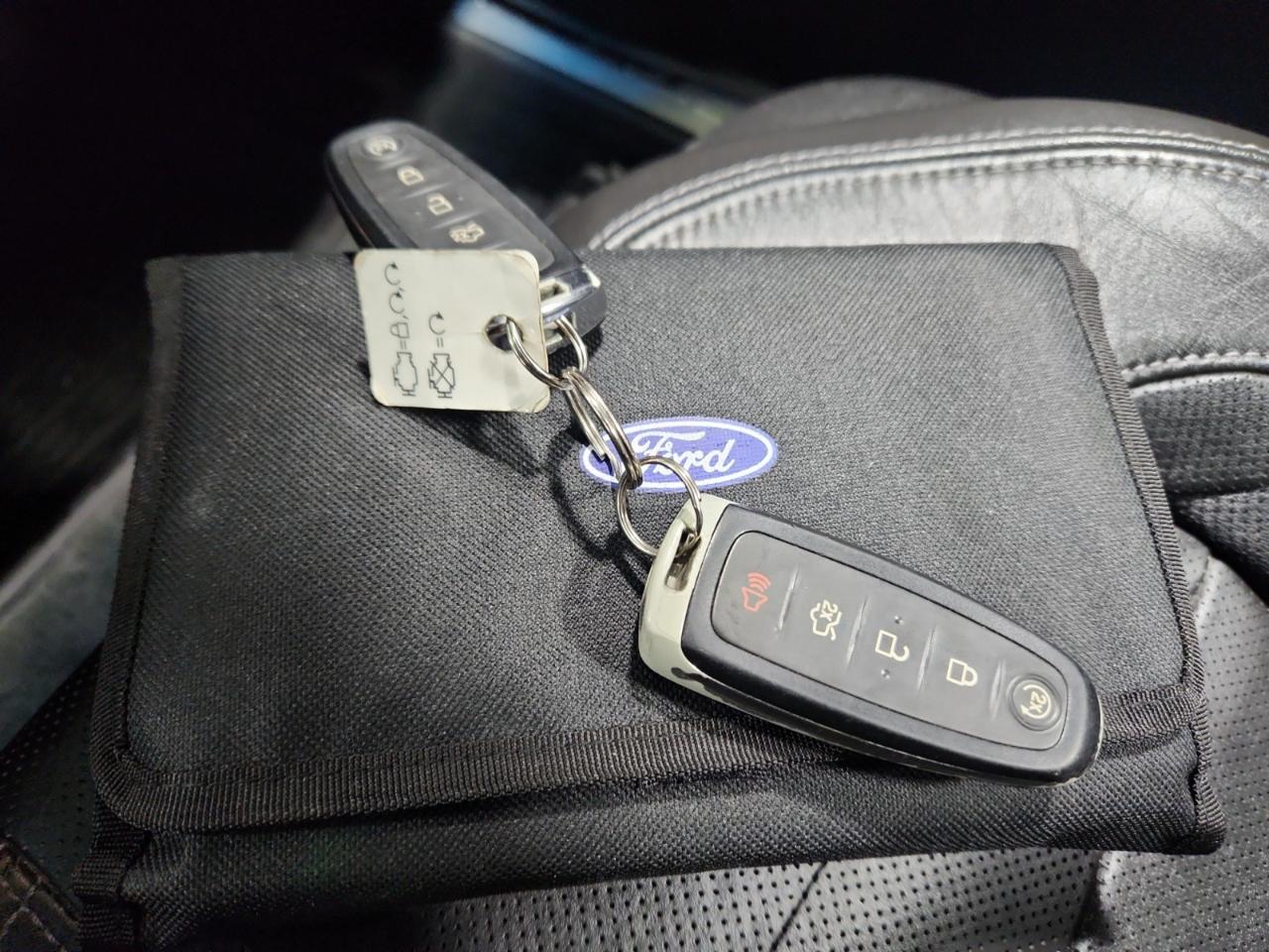 Ford Taurus SHO AWD 2016