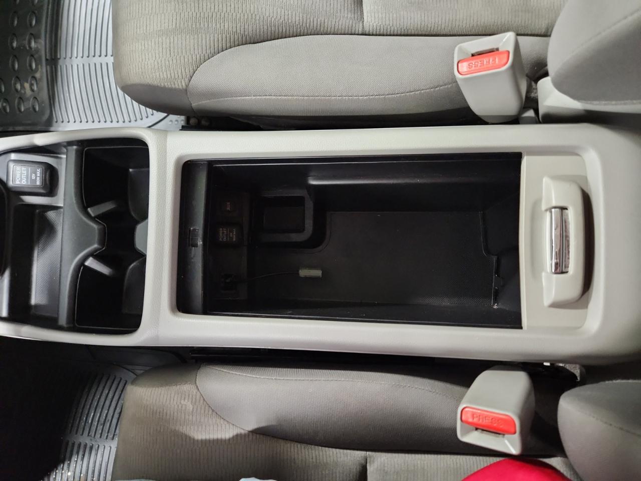 Honda CR-V LX 4WD 5-Speed AT 2013