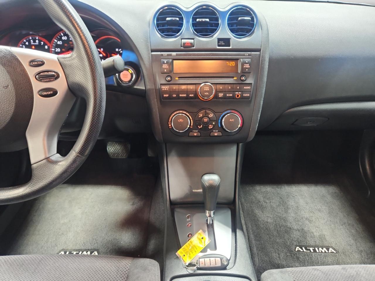 Nissan Altima 2.5 S 2009