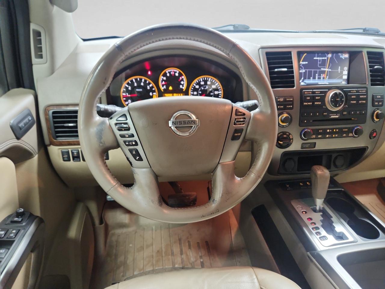 Nissan Armada Platinum 2015