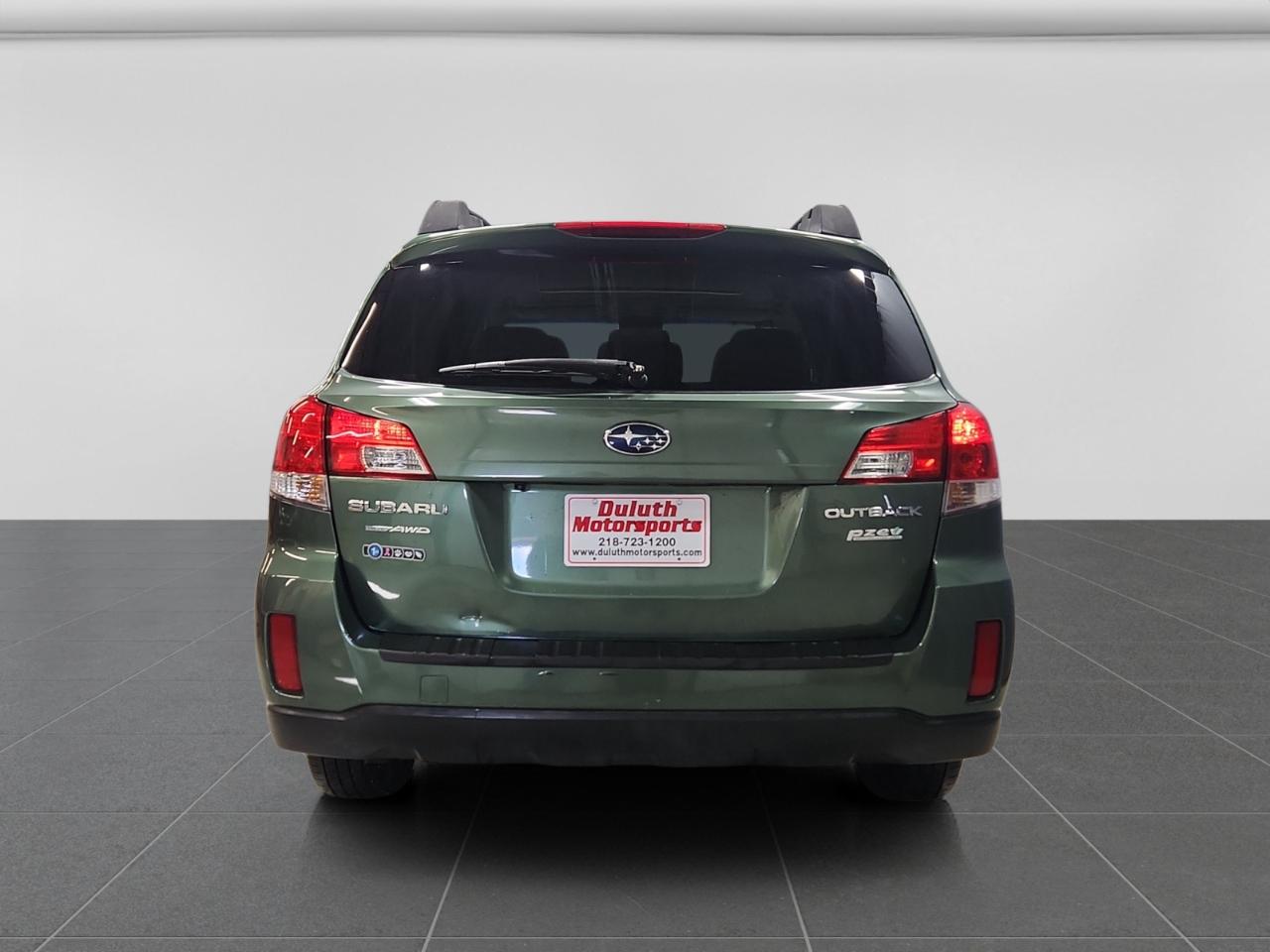 Subaru Outback 2.5i Premium 2013