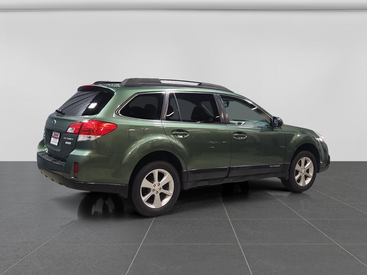 Subaru Outback 2.5i Premium 2013
