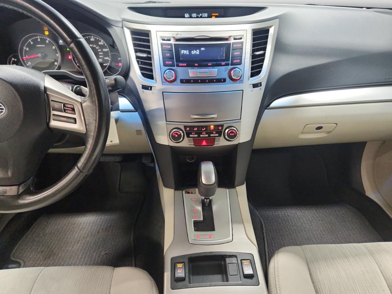 Subaru Outback 2.5i Premium 2013