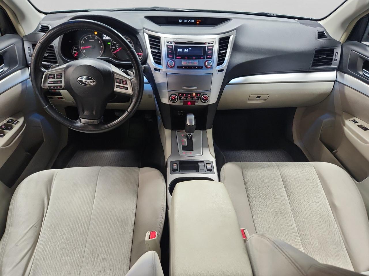 Subaru Outback 2.5i Premium 2013