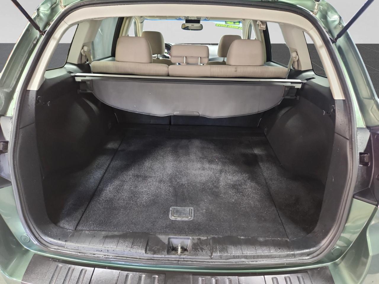 Subaru Outback 2.5i Premium 2013