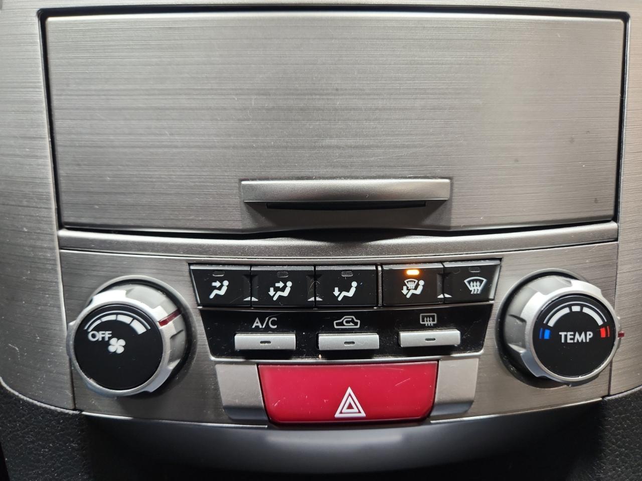 Subaru Outback 2.5i Premium 2013