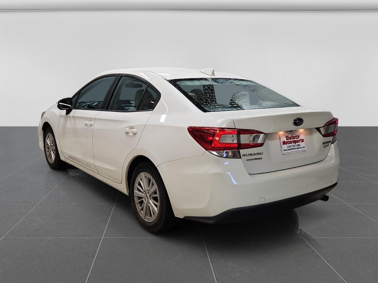 Subaru Impreza 2.0i Premium CVT 4-Door 2017