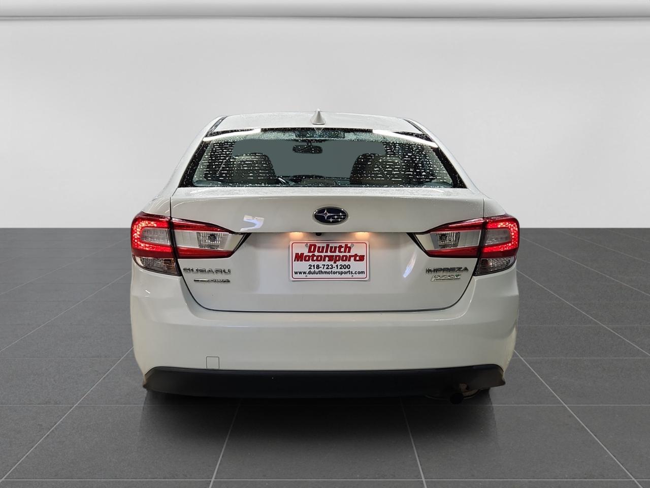 Subaru Impreza 2.0i Premium CVT 4-Door 2017