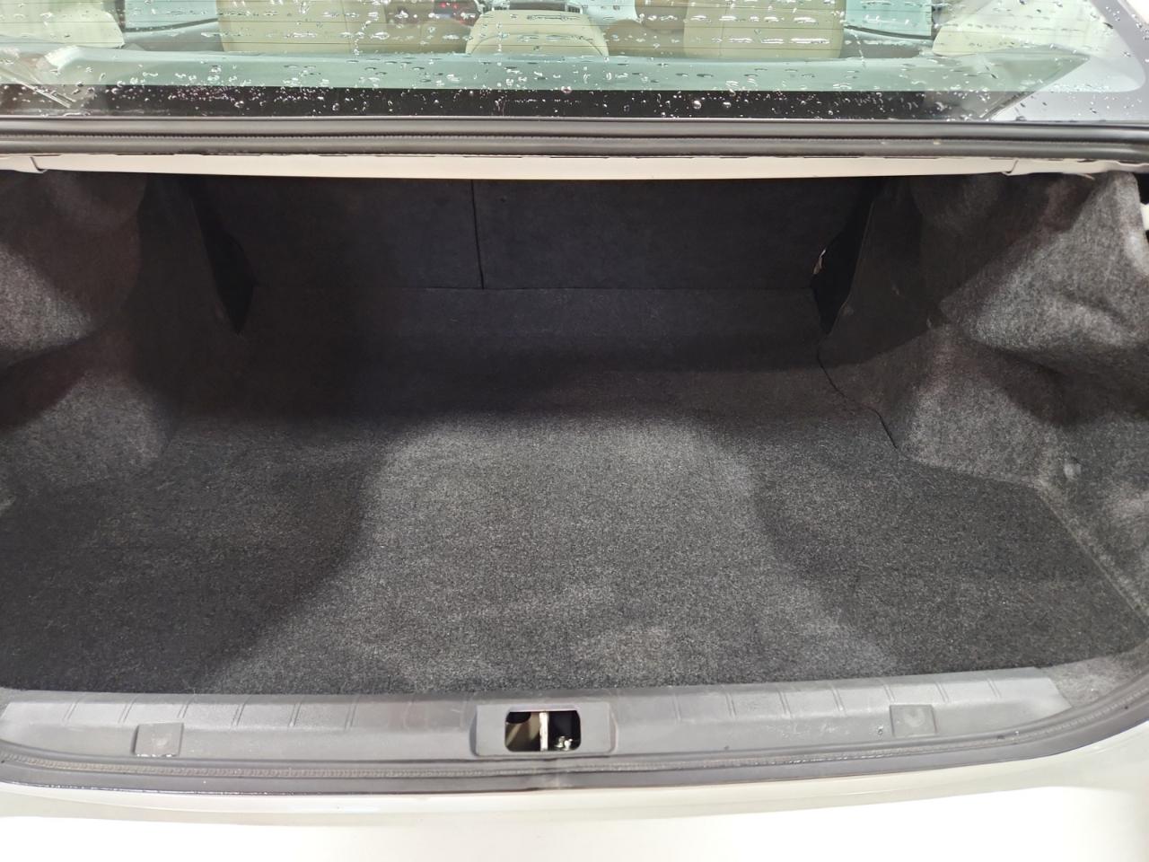 Subaru Impreza 2.0i Premium CVT 4-Door 2017