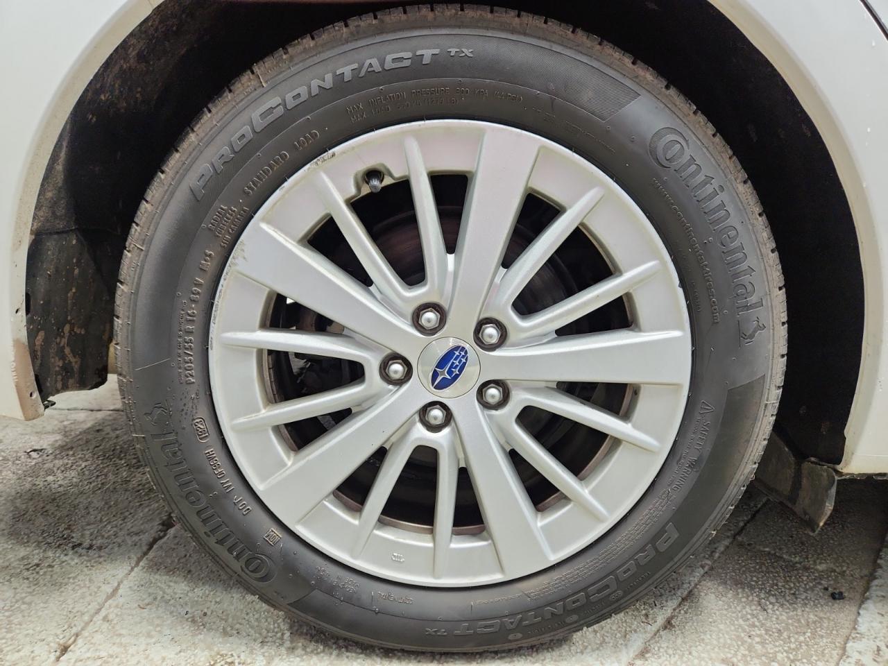 Subaru Impreza 2.0i Premium CVT 4-Door 2017