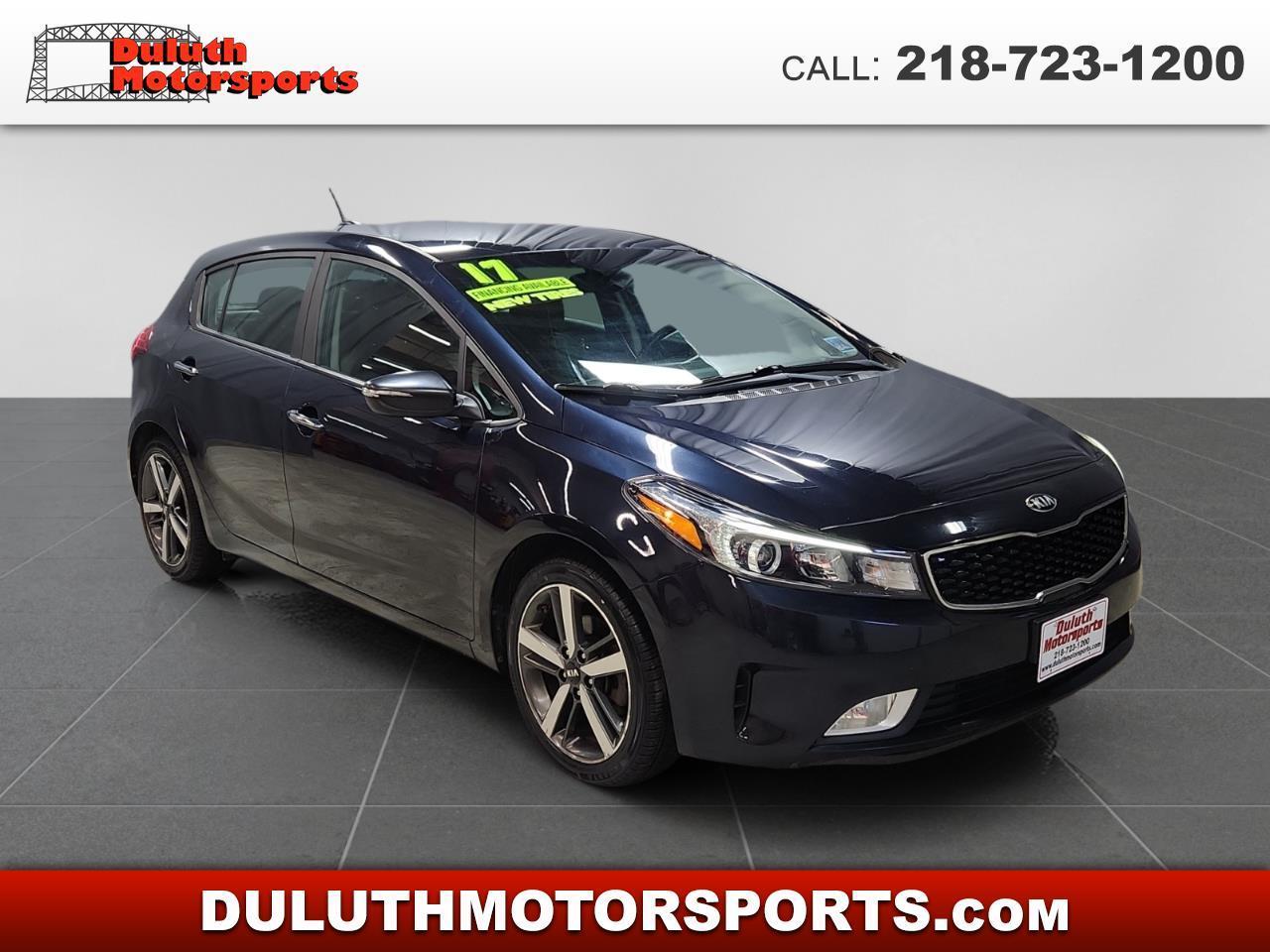 Kia Forte 5-Door EX 2017