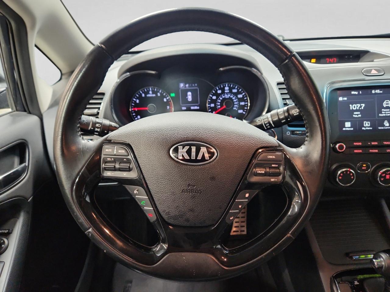 Kia Forte 5-Door EX 2017