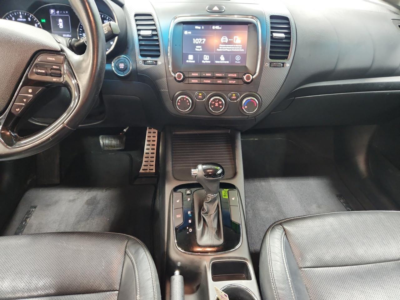 Kia Forte 5-Door EX 2017