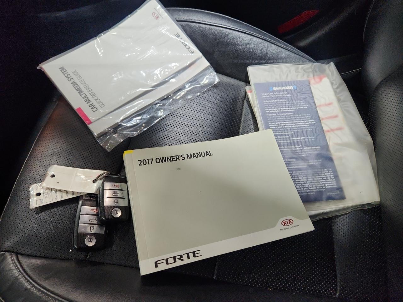 Kia Forte 5-Door EX 2017