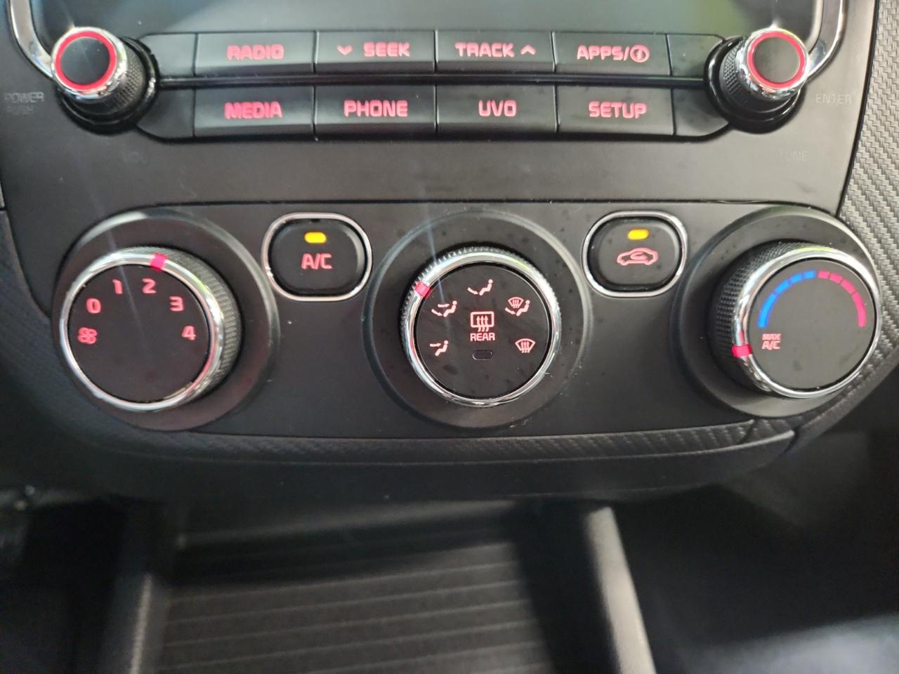 Kia Forte 5-Door EX 2017