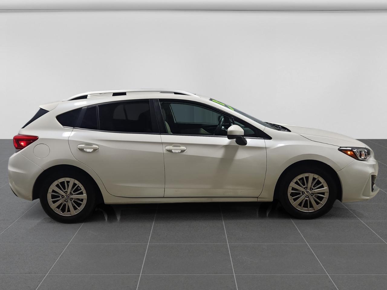 Subaru Impreza 2.0i Premium CVT 5-Door 2018