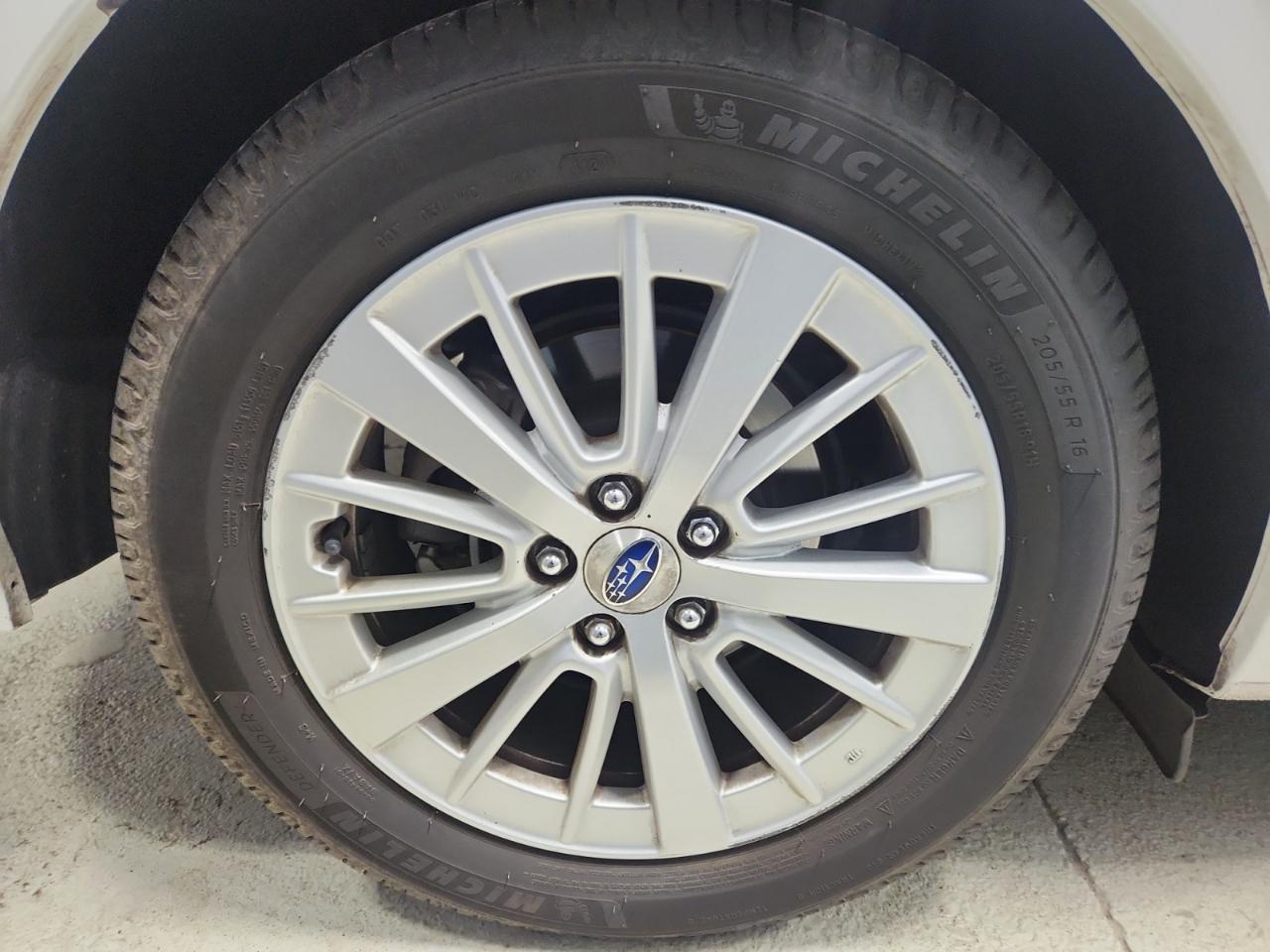 Subaru Impreza 2.0i Premium CVT 5-Door 2018