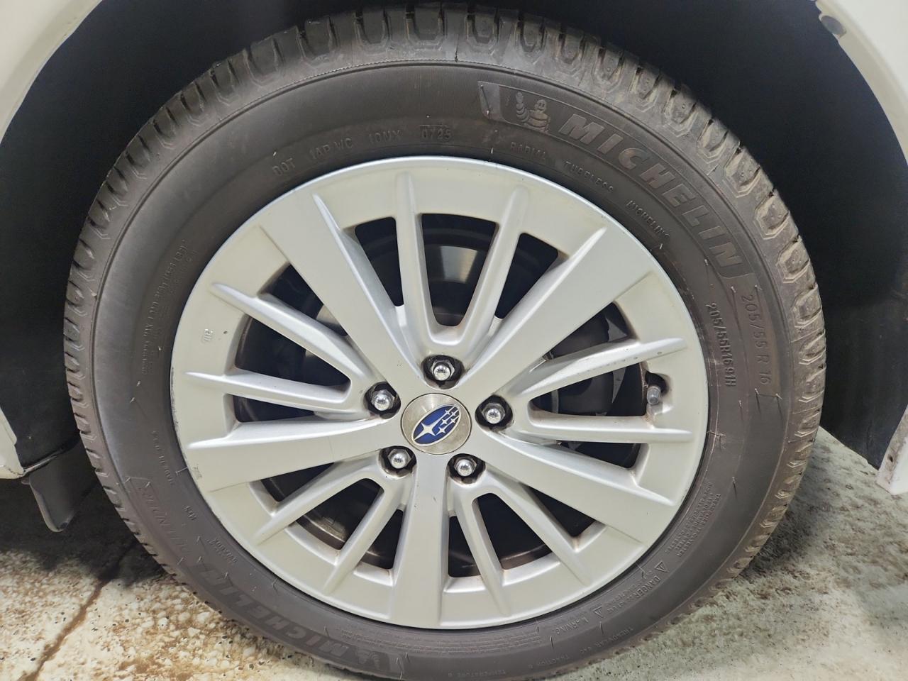 Subaru Impreza 2.0i Premium CVT 5-Door 2018