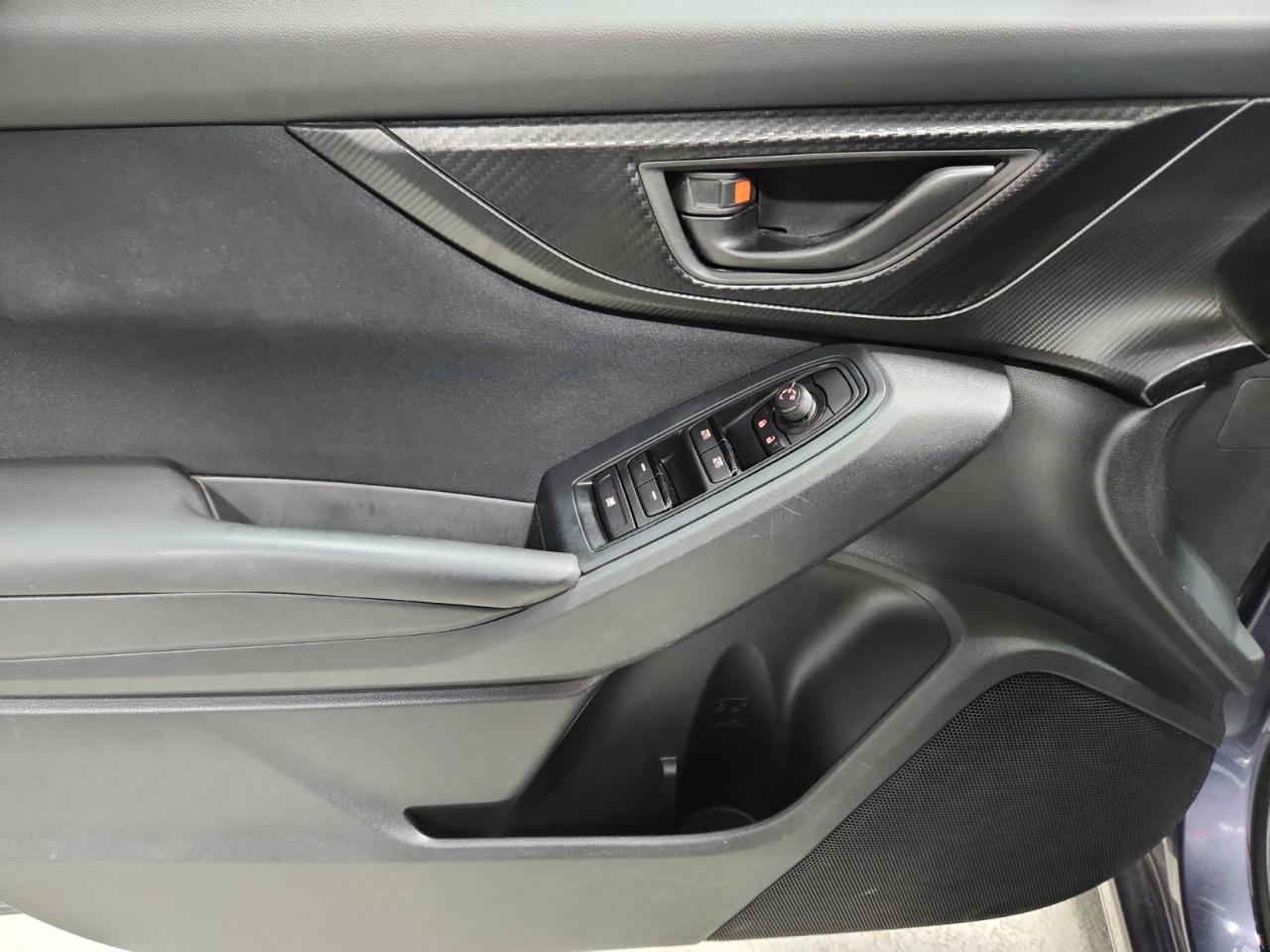 Subaru Impreza 2.0i Premium CVT 5-Door 2017