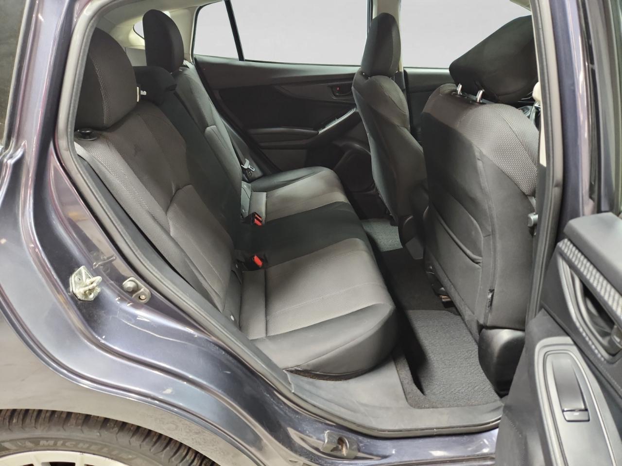 Subaru Impreza 2.0i Premium CVT 5-Door 2017