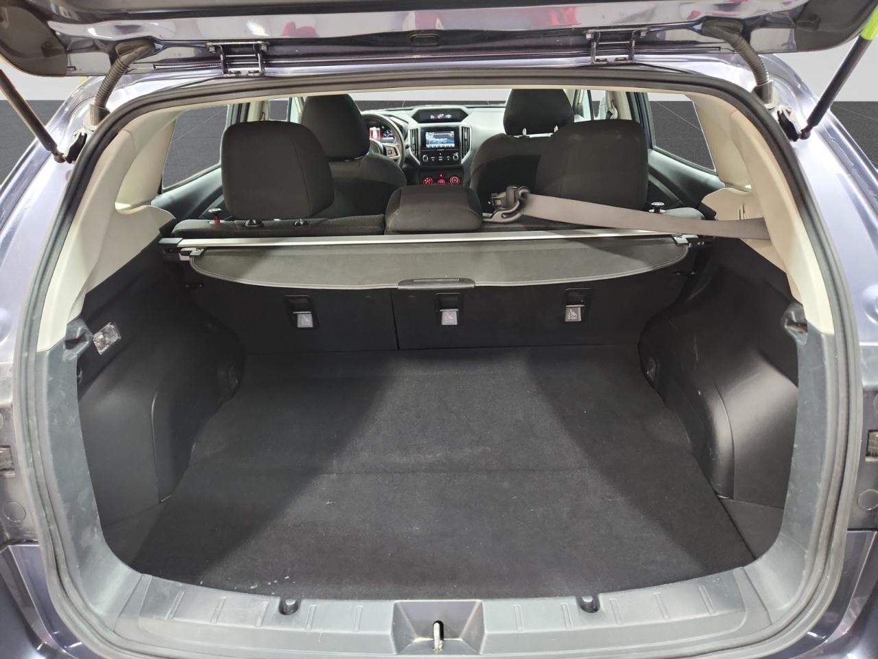 Subaru Impreza 2.0i Premium CVT 5-Door 2017
