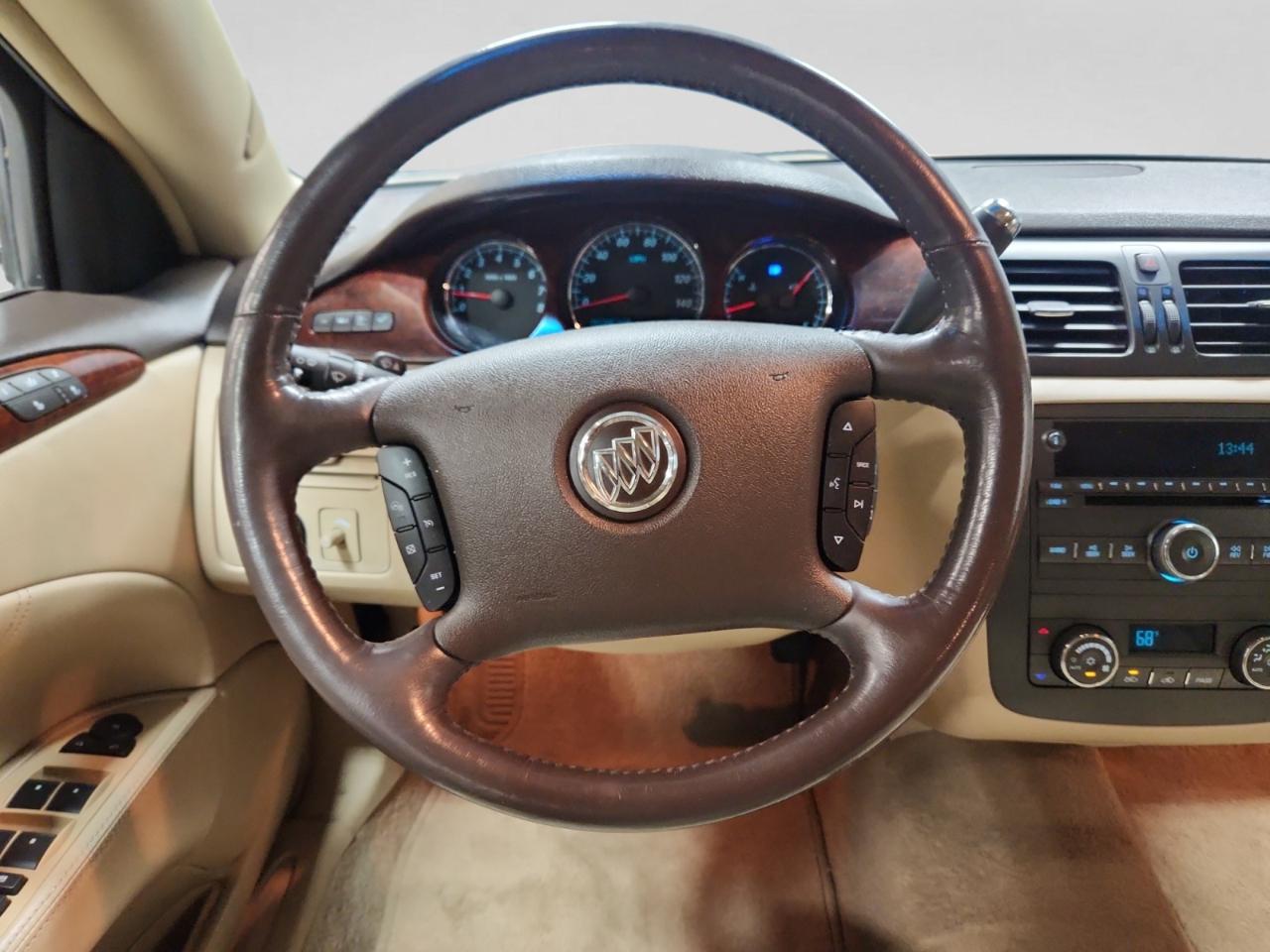 Buick Lucerne CXL V6 2007