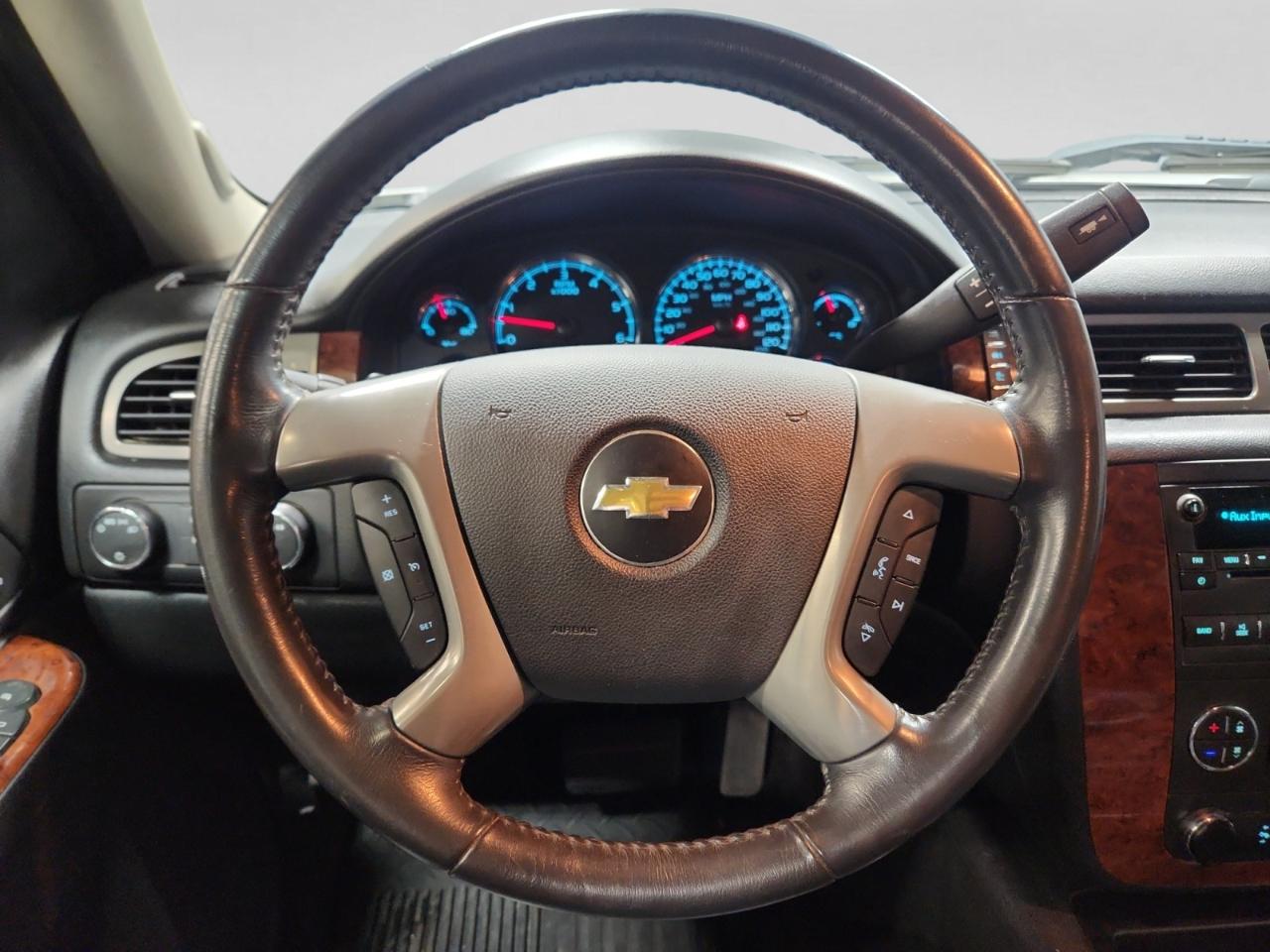 Chevrolet Silverado 1500 LTZ Crew Cab 4WD 2011