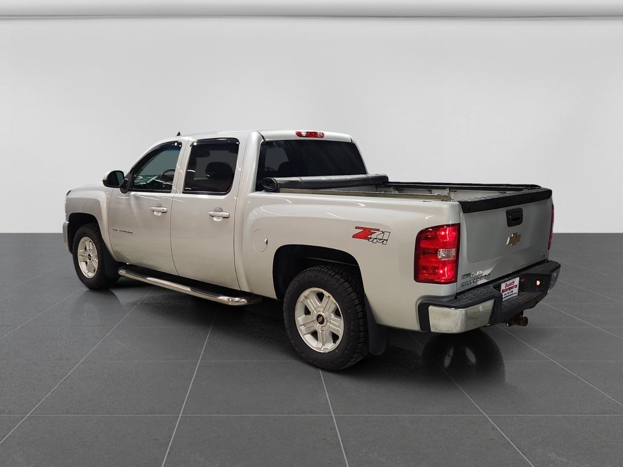 Chevrolet Silverado 1500 LTZ Crew Cab 4WD 2011
