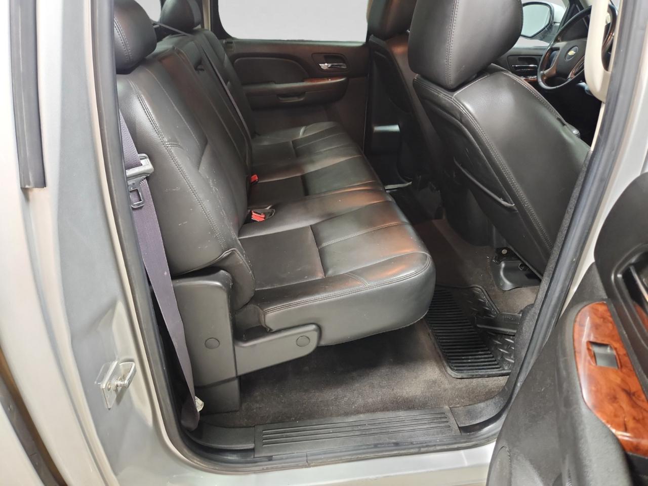 Chevrolet Silverado 1500 LTZ Crew Cab 4WD 2011