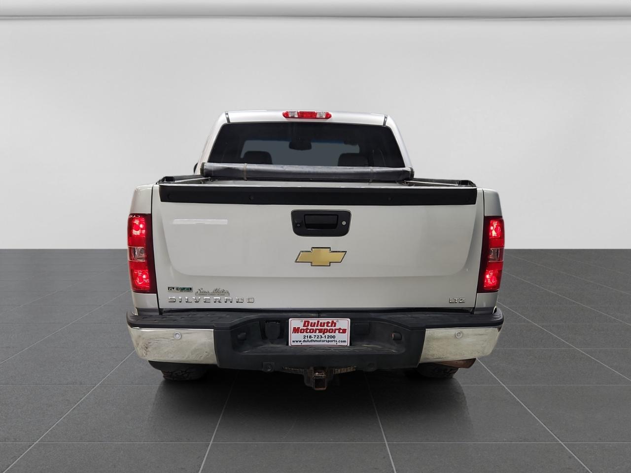 Chevrolet Silverado 1500 LTZ Crew Cab 4WD 2011