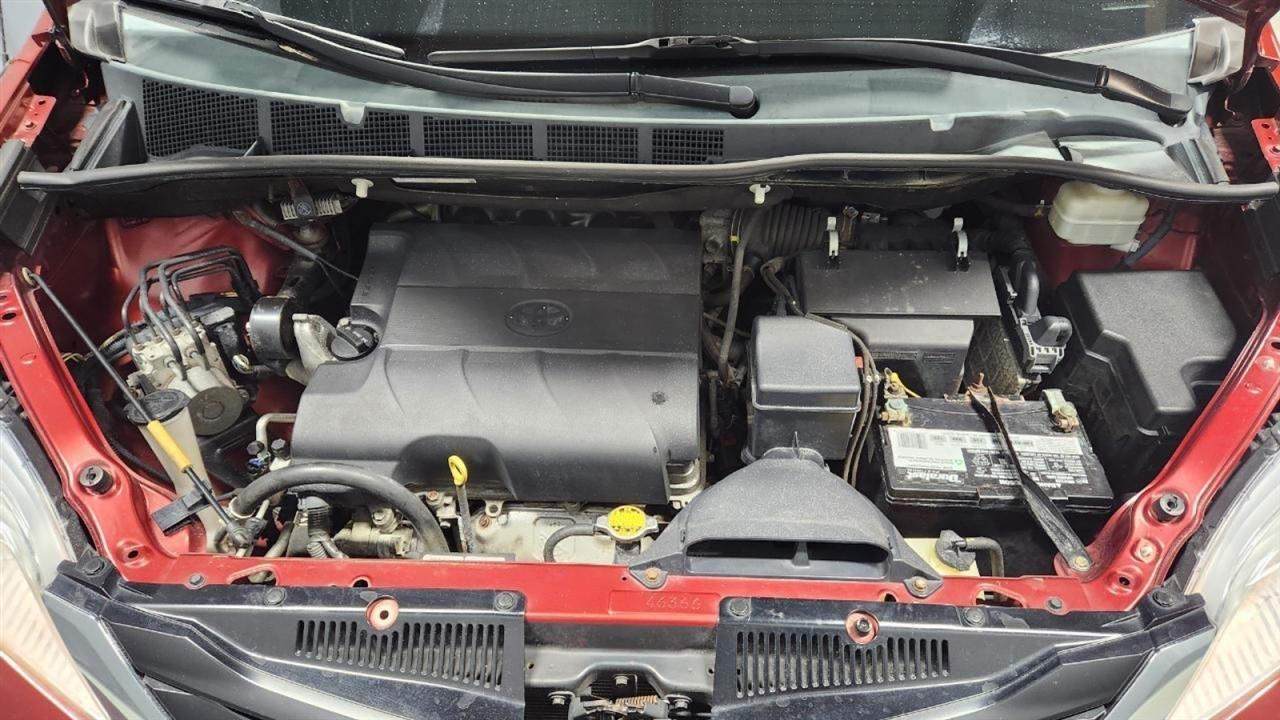 Toyota Sienna LE FWD 8-Passenger V6 2013