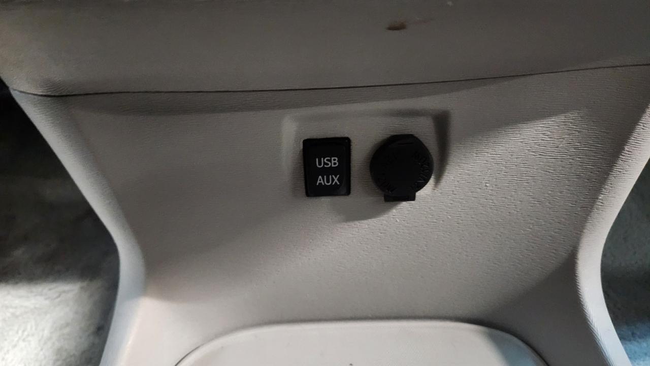 Toyota Sienna LE FWD 8-Passenger V6 2013